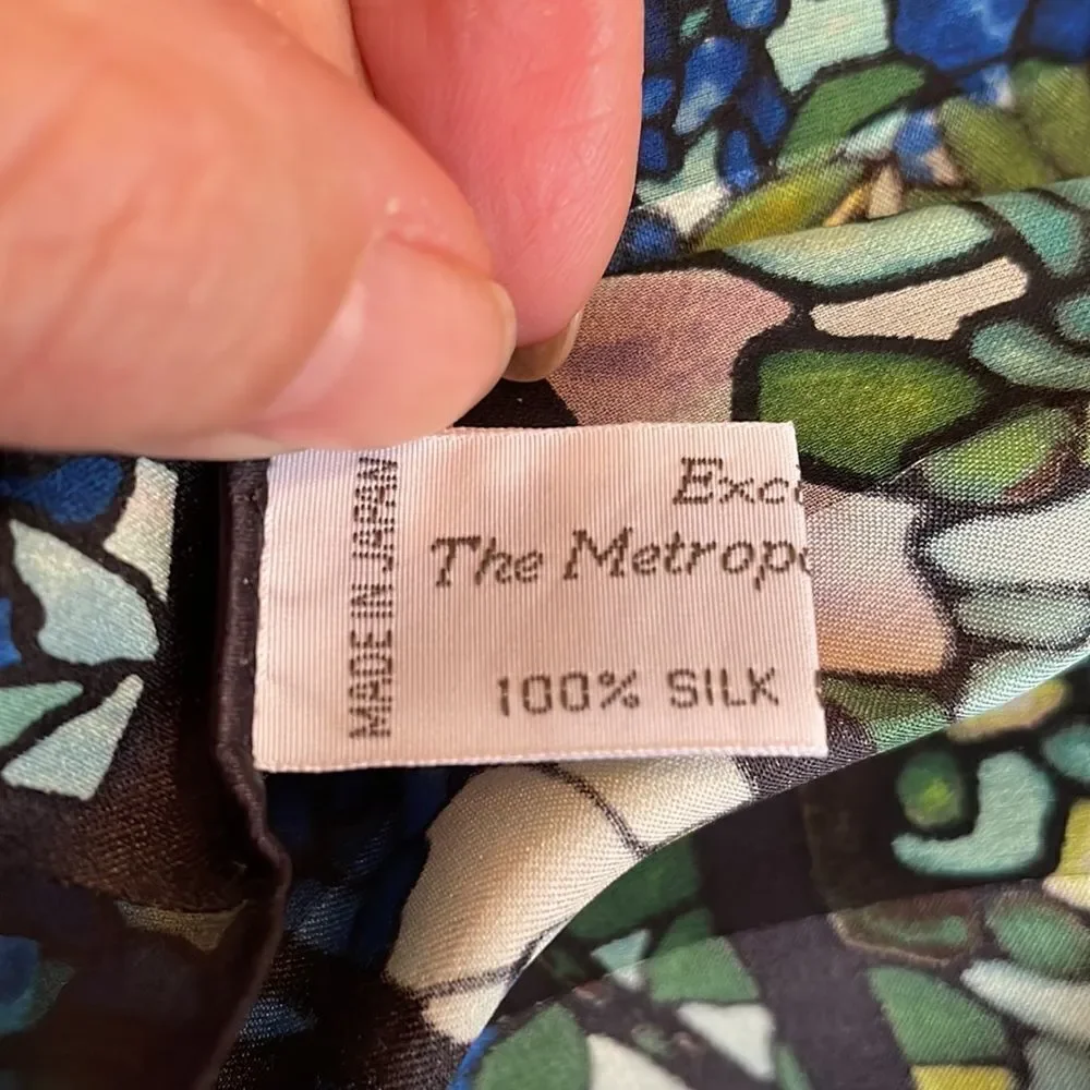 Vtg The Metropolitan Museum of Art blue & green stained glass‎ silk scarf